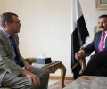 وزير الخارجية يلتقي رئيس البعثة الدولية للصليب الأحمر لدى اليمن