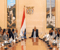 رئيس الوزراء يرأس إجتماع للجنة العليا للحفاظ على صنعاء القديمة