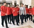 الرئيس الأسد للاعبي المنتخب الوطني بكرة القدم: تحسن مستوى المنتخب في ظل الظروف الصعبة إنجاز يجب البناء عليه وما حققه حالة وطنية قبل أن تكون رياضية