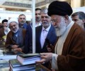 قائد الثورة الإسلامية :افضل الكتب هي التي توجه الانسان نحو الله