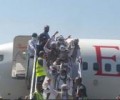 وصول الطائرة الرابعة للمحررين التي تحمل 360 أسيرا إلى مطار صنعاء
